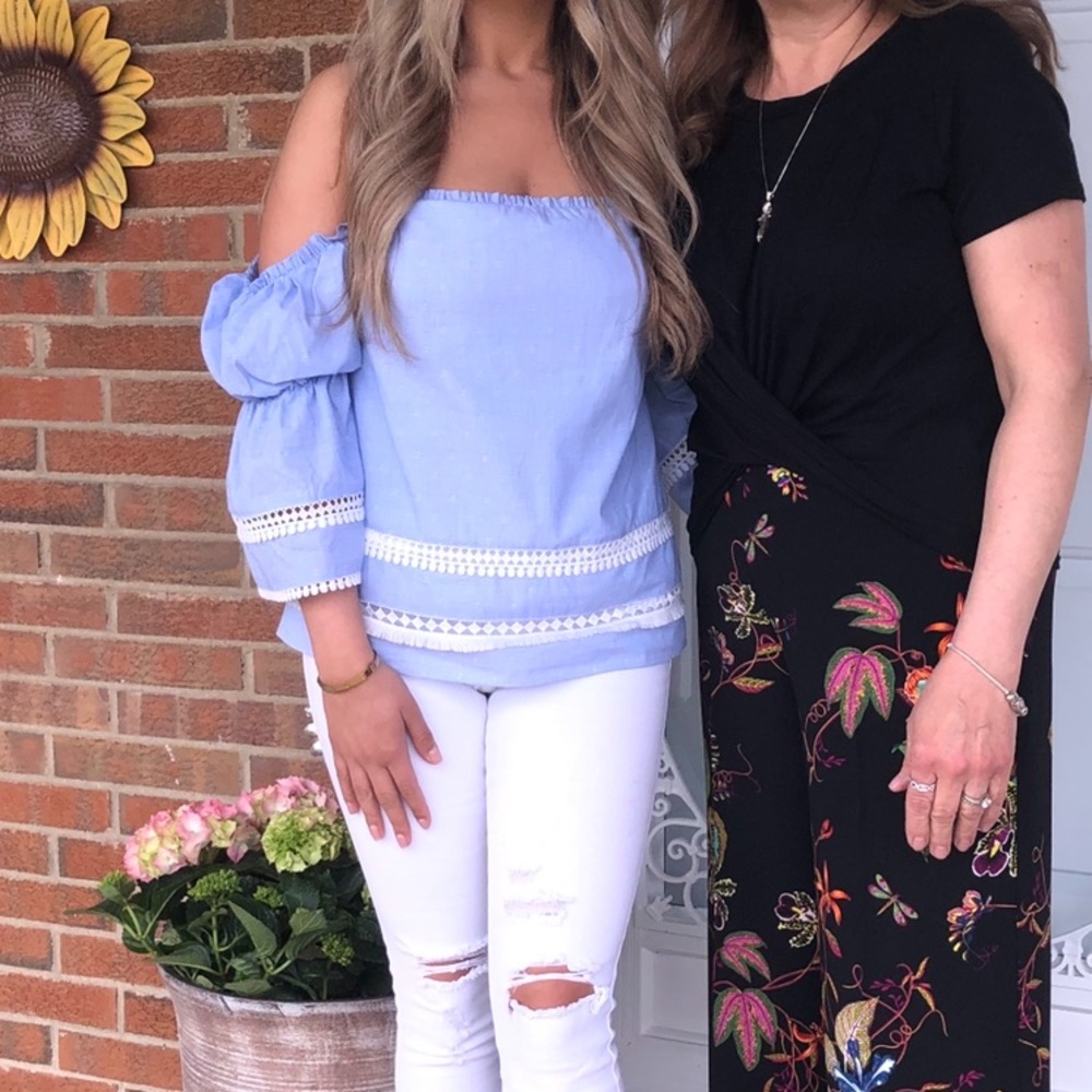 White House Black Market Blouse